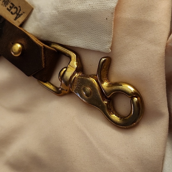 Ace & Archer Cypress hand crafted leather key fob, New! Rare! - Picture 3 of 8